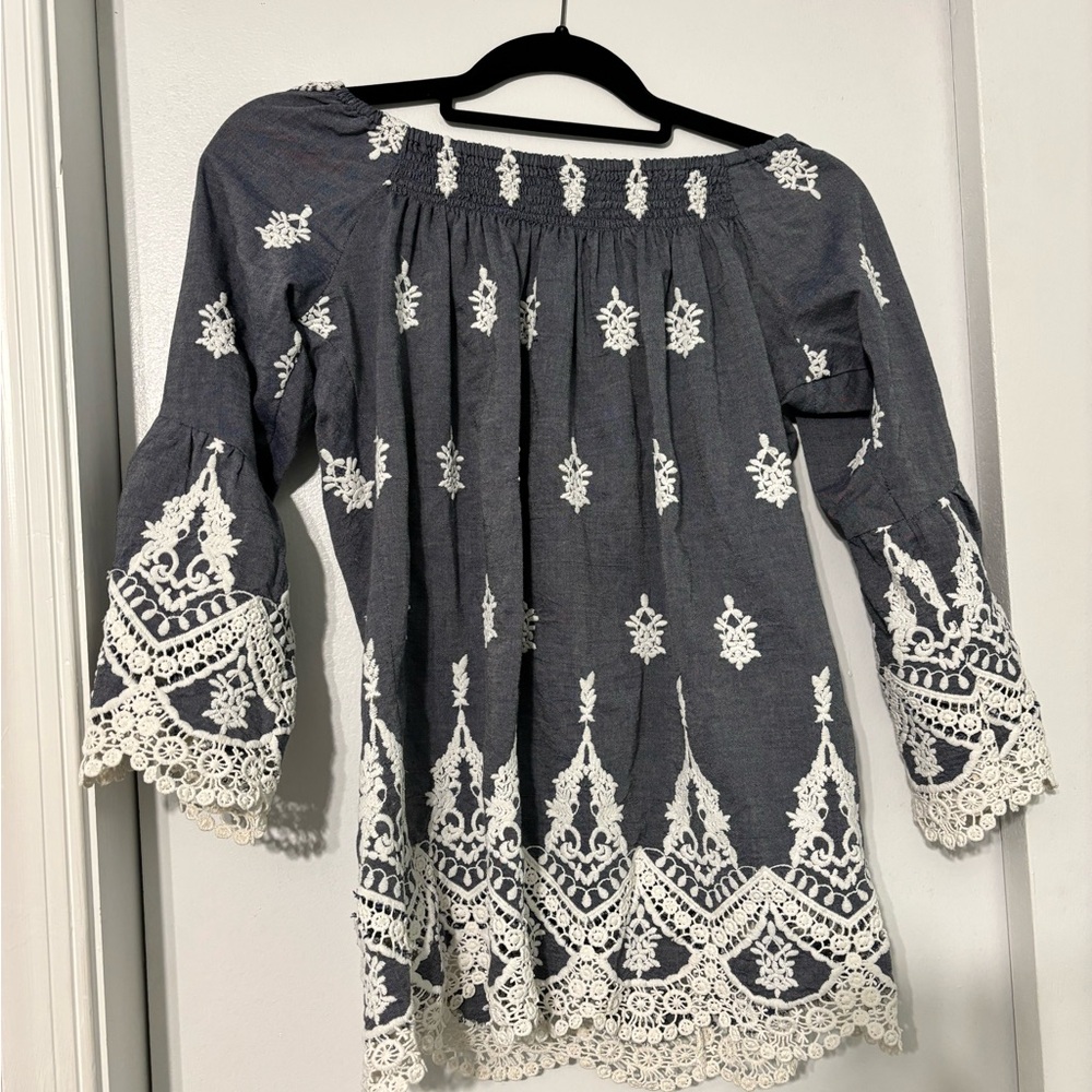 Ruby Yaya 3/4 sleeve embroidered top